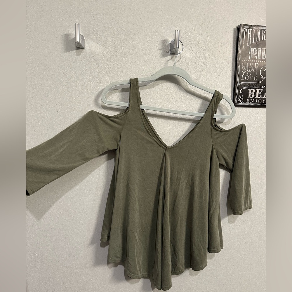 Green shoulder cutout blouse